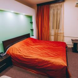 Номер стандарт с 1 двуспальной кроватью