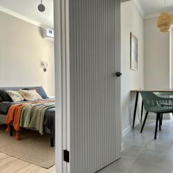 Фото Апартаменты на улице Лопырина