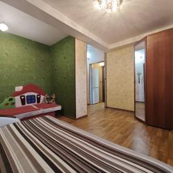 Фото Апартаменты в 9-м микрорайоне 20А