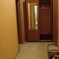 Номер стандарт семейный с 2 односпальными и 1 двуспальной кроватью