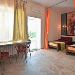 4-местный номер студия Карри