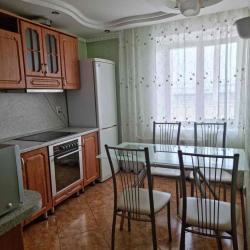 Фото Апартаменты в микрорайоне 1-й 42А