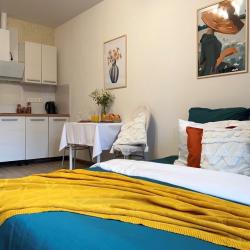 Фото Отель Sunmarine apartments (Санмарин апартментс) на улице Юлиана Семёнова