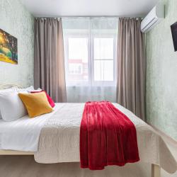 Фото Апартаменты на улице Садовая 159/1