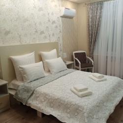 Номер люкс улучшенный с 1 двуспальной кроватью