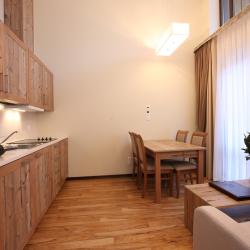 Апартамент с балконом