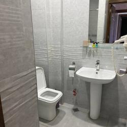Номер стандарт с 1 двуспальной кроватью