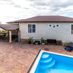 Фото Отель Вилла с бассейном №27