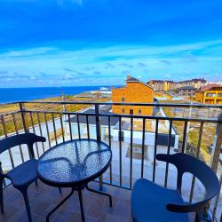 4-местный номер стандарт с балконом и видом на море