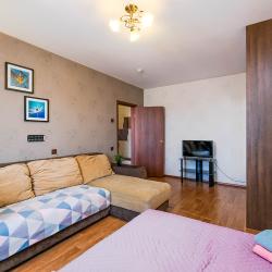 Фото Апартаменты на улице Титова 240/1