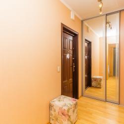 Фото Апартаменты на улице Академика Королёва 7