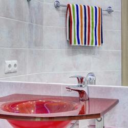 Фото Отель InnHome Apartments (ИннХоум) на улице Братьев Кашириных 34