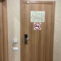 Номер стандарт с 1 двуспальной кроватью (с завтраком)