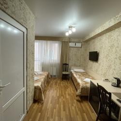 Номер трехместный