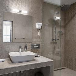Cosmos Omsk Hotel (Космос Омск) — 187b24b4004c60437c929cc06c85795e