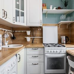 Фото Отель Двухкомнатная в центре рядом с парком Горького ул. Курашева д. 34