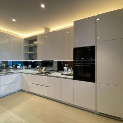 2-комнатные апартаменты люкс 35 этаж 92 м²