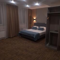 Номер студия стандарт с 1 двуспальной кроватью