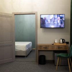 2-комнатный номер стандарт семейный с 2 односпальными и 1 двуспальной кроватью