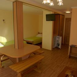 Номер стандарт с 5 односпальными кроватями
