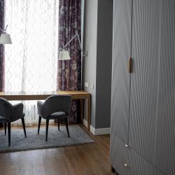 Номер люкс премиум с 1 двуспальной кроватью