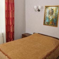 Номер стандарт с 1 двуспальной кроватью