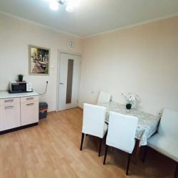 Фото Апартаменты на Комсомольском проспекте, 8/2