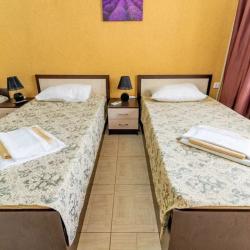 Фото Отель Клён