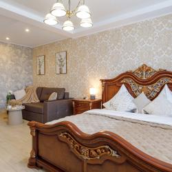 Фото Апартаменты на улице Революционная 4