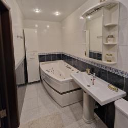 Фото Апартаменты на бульваре Народный 104