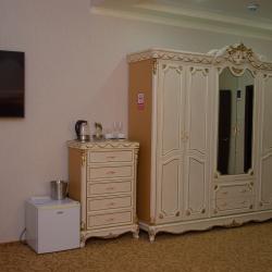 Номер люкс свадебный с 1 двуспальной кроватью