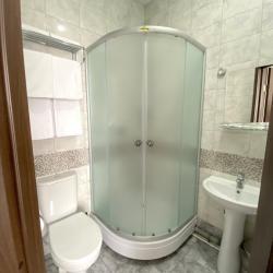 Номер стандарт с 1 двуспальной кроватью