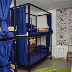 Кровать в 6-местном общем номере