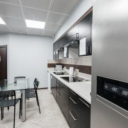 VeryHotel — 19fa1cfa1395e65d557302f17099eac5
