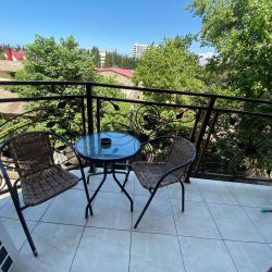 Фото Отель Море Квартир на переулке Белорусский