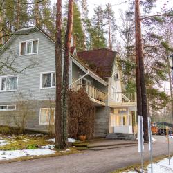 Большой коттедж с сауной