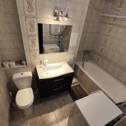 Фото Апартаменты на переулке Суворова 5