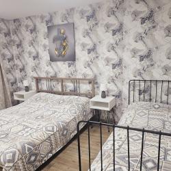 Фото Апартаменты Лондон-Париж