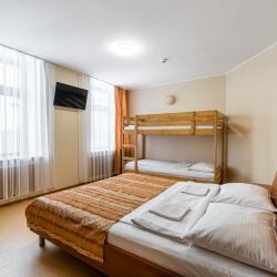 4-местный номер комфорт семейный с двухъярусной кроватью