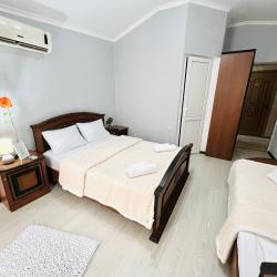 Фото Отель Гостевой дом Лотос