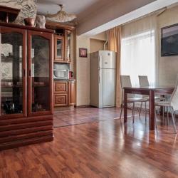 Фото Апартаменты на улице Байкальская 107А/1