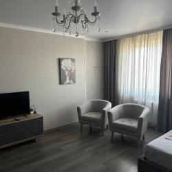 Фото Апартаменты на улице Братьев Темировых 69/4