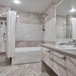 Номер улучшенный с 1 двуспальной кроватью