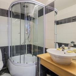 Номер студия с 1 двуспальной кроватью