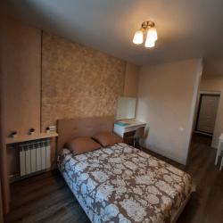 Фото Апартаменты на улице Бурова