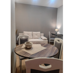 Фото Апартаменты на улице Таврическая 7 корп.6