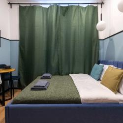 Номер студия стандарт с 1 двуспальной кроватью