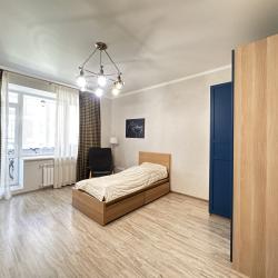 Фото Отель Просторная 3-комнатная квартира возле Кремля и Кремлевской Набережной