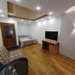 Фото Апартаменты на улице Островского 2