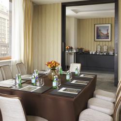 Four Seasons Hotel Moscow (Фо Сизонс) — 1ba6798fd76dd881e7ec0133f2e3c1f2